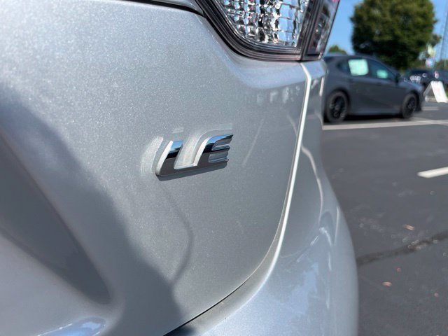 Used 2026 Toyota Corolla LE FWD image 9