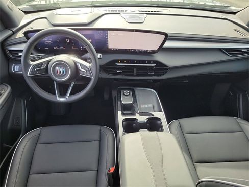 Used 2025 Buick Enclave Preferred image 19