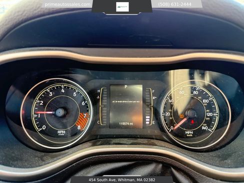 Used 2014 Jeep Cherokee Latitude w/ Comfort/Convenience Group image 2