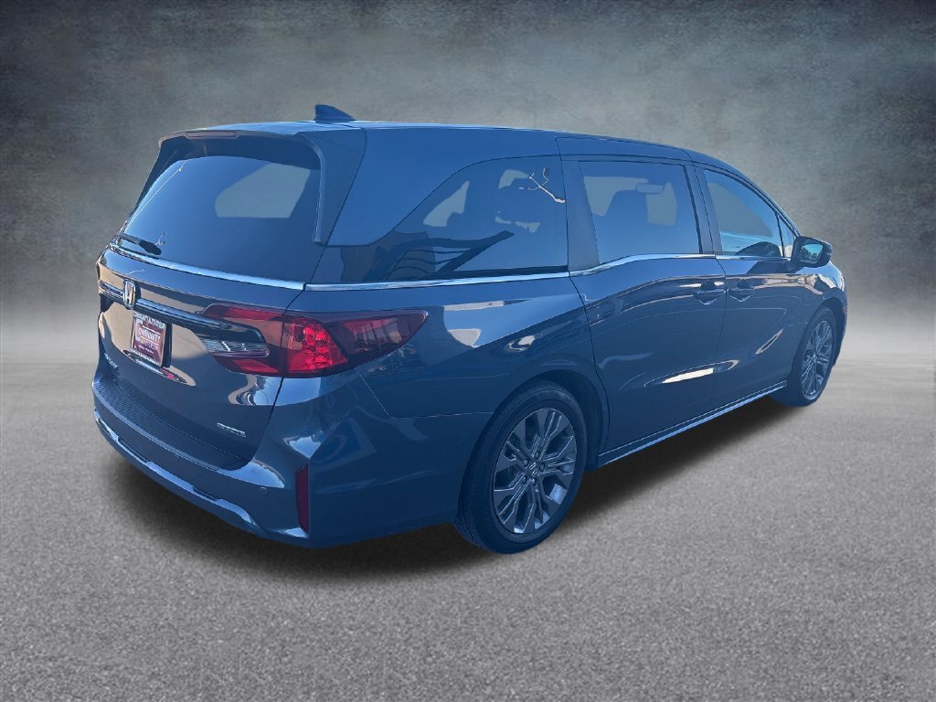 Used 2025 Honda Odyssey Touring image 5