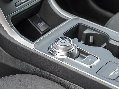 New 2024 Ford Edge SE AWD/4WD image 18