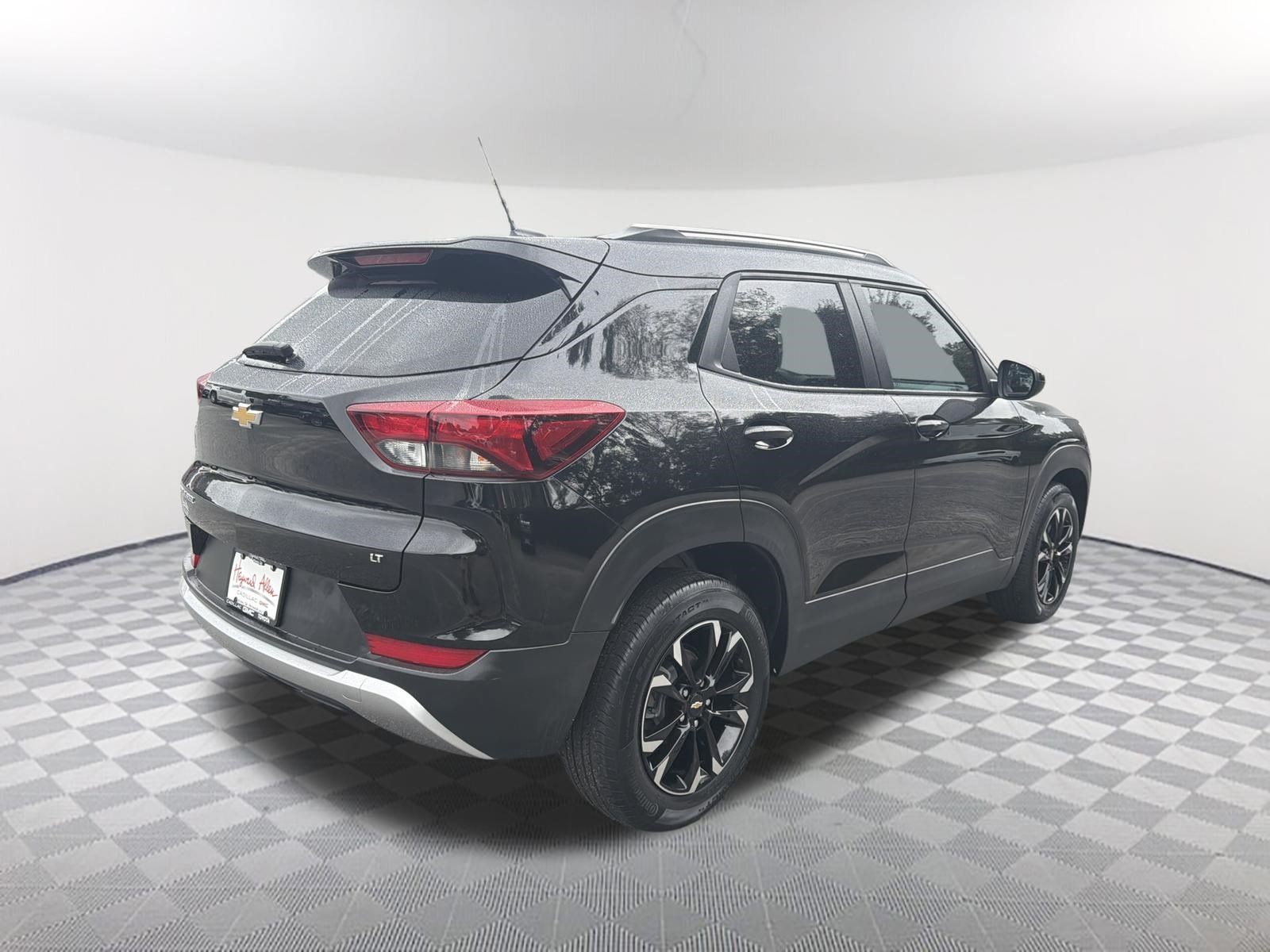Used 2023 Chevrolet TrailBlazer LT FWD image 6