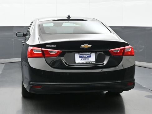 Used 2024 Chevrolet Malibu LS FWD image 2