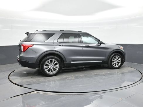Certified 2023 Ford Explorer Limited w/ Equipment Group 301A AWD/4WD image 7