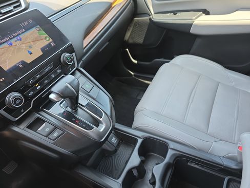 Used 2017 Honda CR-V Touring image 24