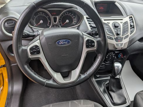 Used 2012 Ford Fiesta SES image 15