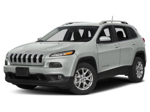 Used 2015 Jeep Cherokee Latitude image 1