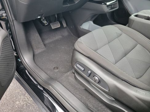 New 2027 Chevrolet Bolt LT w/ Comfort Package FWD image 24