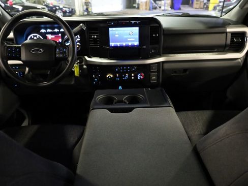 Certified 2024 Ford F350 XLT w/ FX4 Off-Road Package image 7
