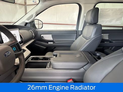 New 2026 Ford Expedition Active AWD/4WD image 14