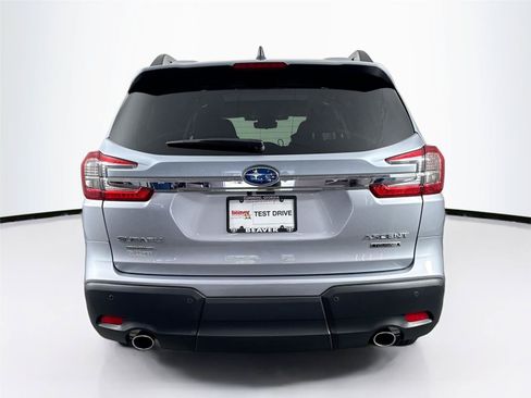 Used 2025 Subaru Ascent Touring w/ Popular Package #2 AWD/4WD image 12