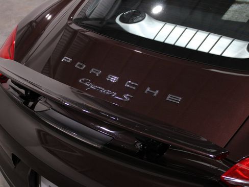 Used 2016 Porsche Cayman S image 17