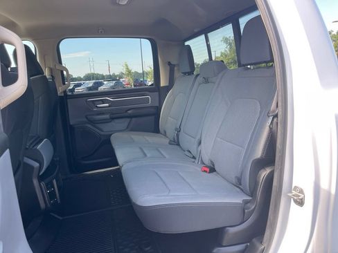 Used 2020 RAM 1500 Big Horn AWD/4WD image 40