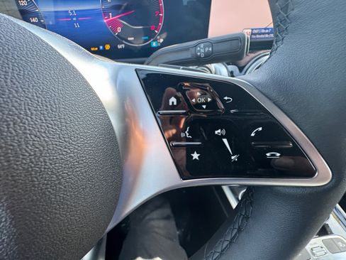 New 2026 Mercedes-Benz GLB 250 4MATIC image 31