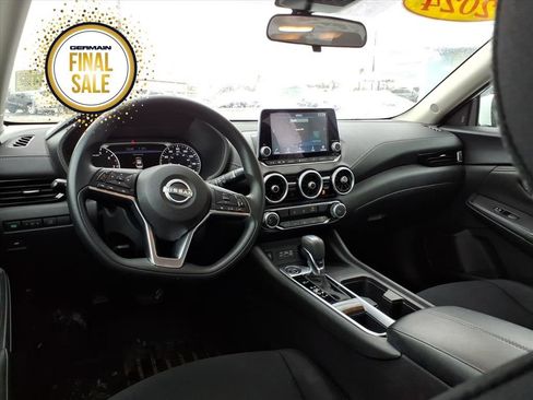 Used 2024 Nissan Sentra SV image 10