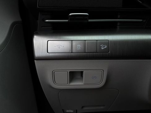 Used 2025 Hyundai Kona SEL FWD image 22