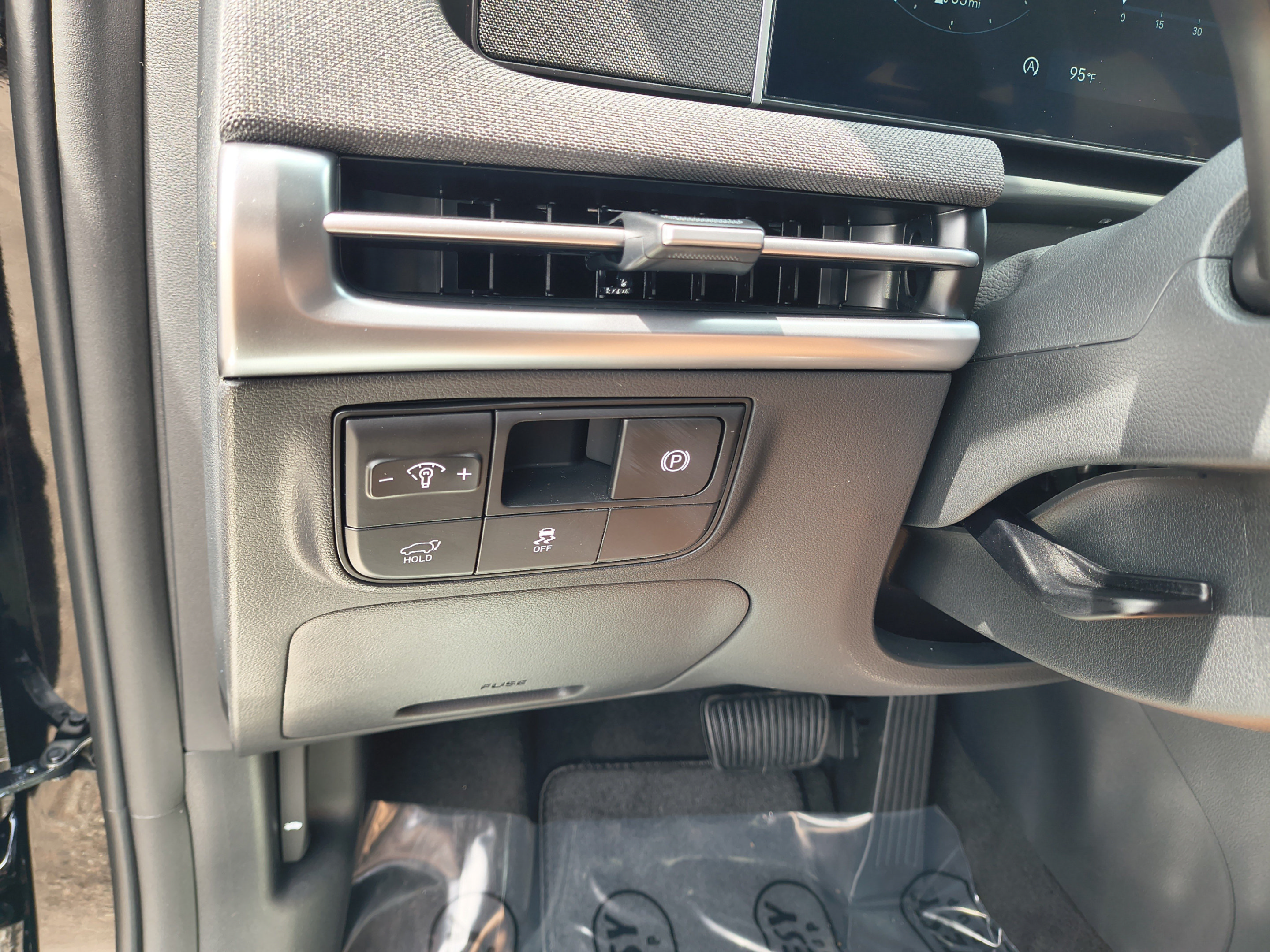 New 2026 Hyundai Tucson Limited FWD image 30