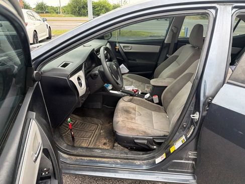 Used 2019 Toyota Corolla LE FWD image 6