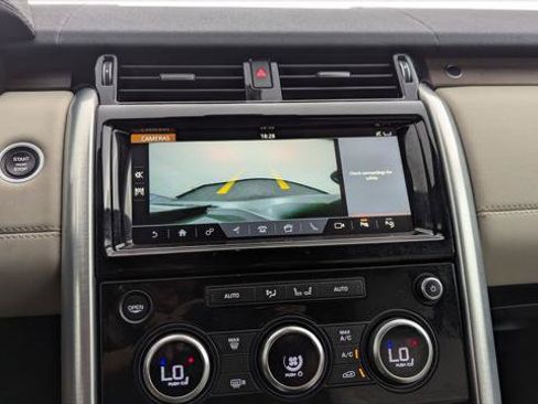 Used 2020 Land Rover Discovery HSE AWD/4WD image 29