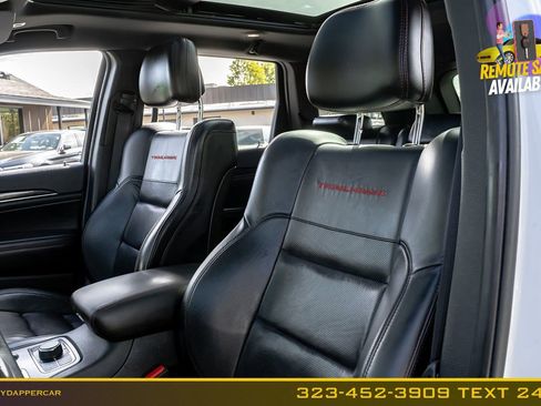 Used 2017 Jeep Grand Cherokee Trailhawk w/ Trailhawk Luxury Group AWD/4WD image 11