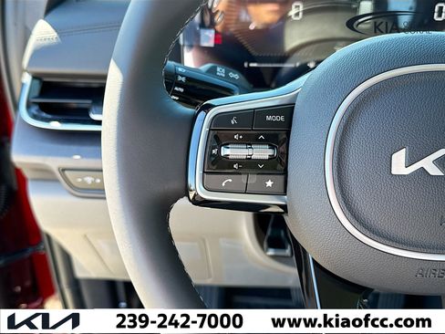 New 2026 Kia Carnival EX FWD image 37