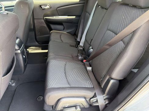 Used 2017 Dodge Journey SE FWD image 15