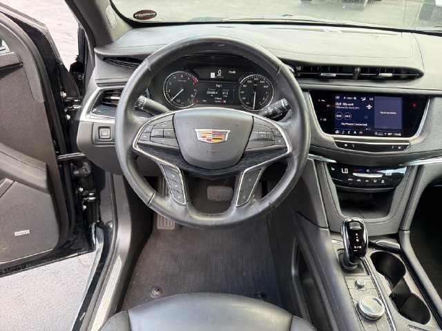 Certified 2023 Cadillac XT5 Premium Luxury w/ LPO, Floor Liner Package AWD/4WD image 13