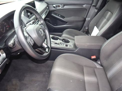 Used 2025 Honda Civic Sport image 17