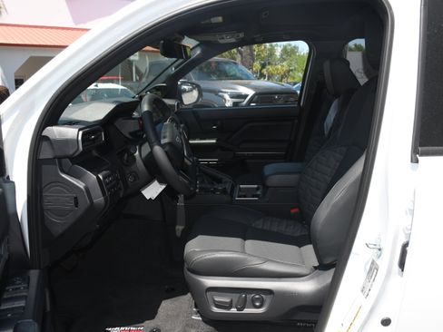 New 2026 Toyota 4Runner TRD Off-Road Premium image 3