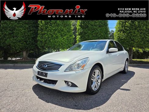 Used 2013 INFINITI G37 Journey w/ Premium Pkg RWD image 1