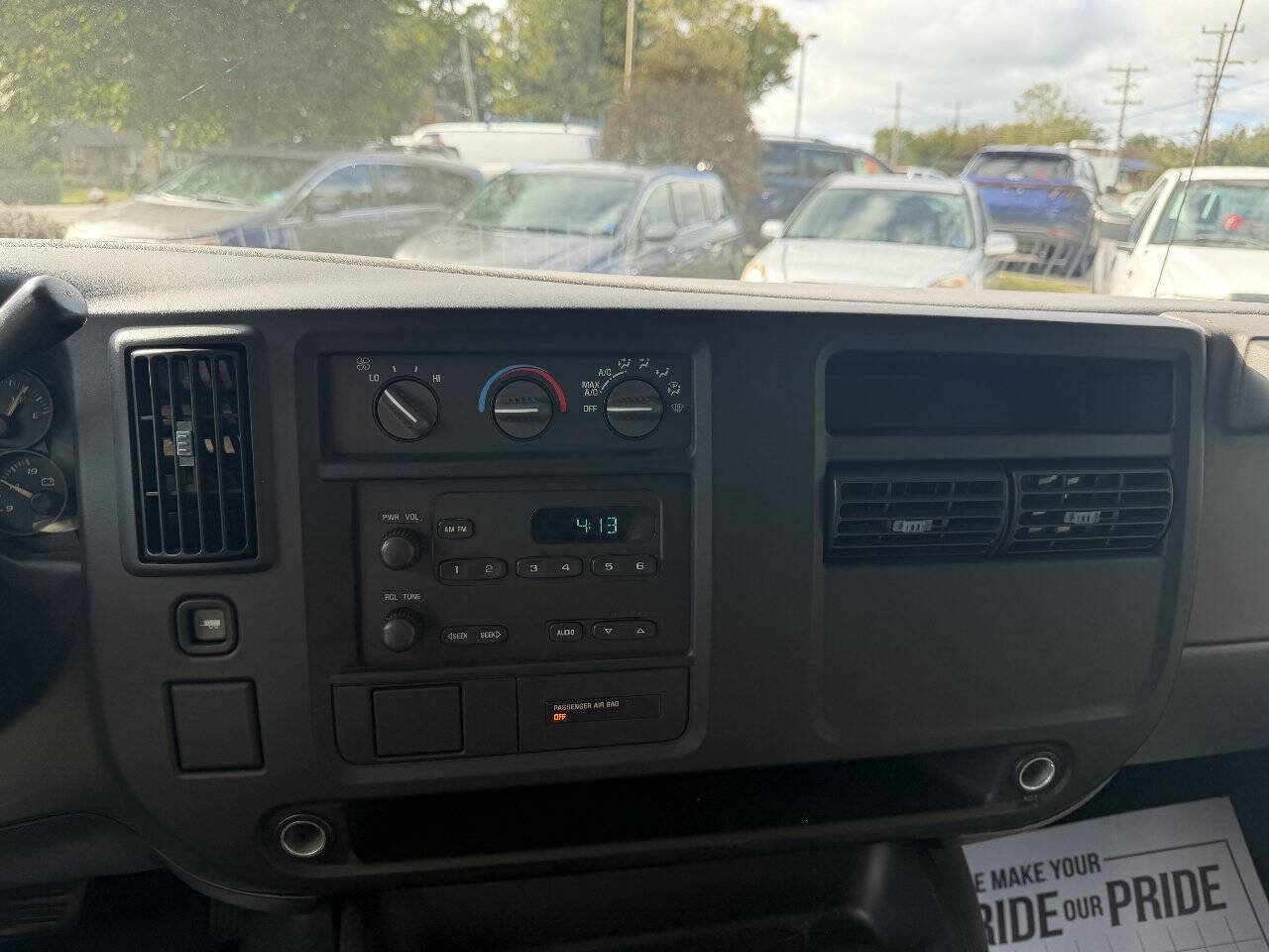 Used 2007 Chevrolet Express 1500 RWD image 12