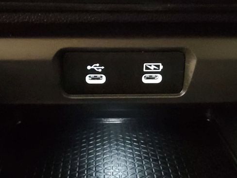 Certified 2025 Honda Accord SE image 8