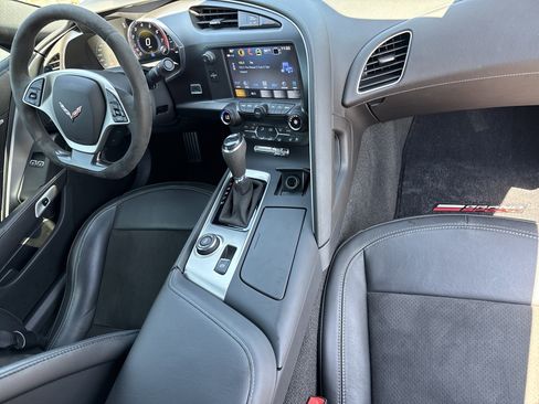 Used 2018 Chevrolet Corvette Grand Sport RWD image 29