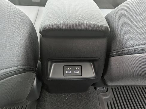 Used 2026 Toyota Corolla LE FWD image 27