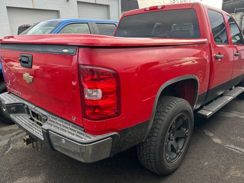 Used 2010 Chevrolet Silverado 1500 LT w/ Max Trailering Pack image 2