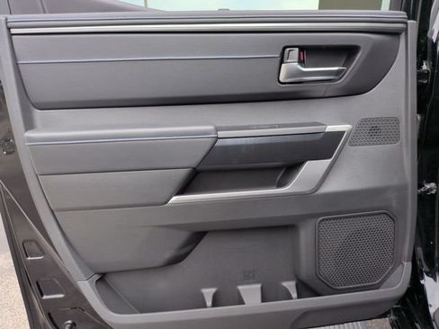 New 2025 Toyota Tundra Platinum AWD/4WD image 30