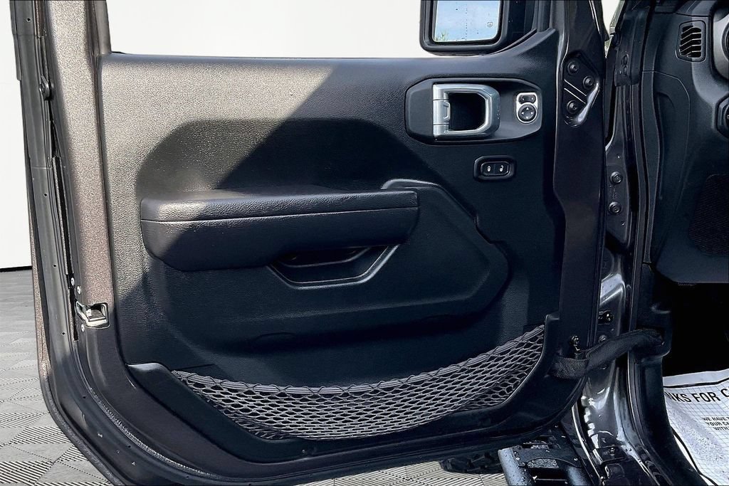 Used 2022 Jeep Wrangler Unlimited Sport AWD/4WD image 23