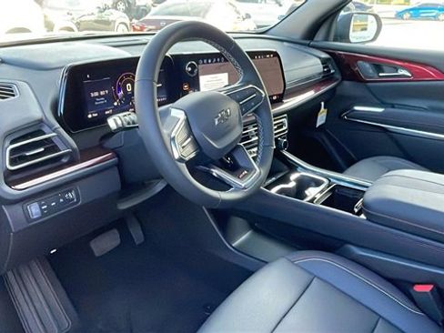 New 2026 Chevrolet Traverse Z71 w/ Driver Confidence Package image 10