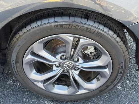 Used 2023 Honda Accord EX image 10