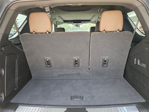 Used 2026 Chevrolet Tahoe High Country RWD image 30