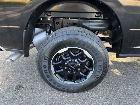 New 2025 RAM 2500 Laramie AWD/4WD image 11