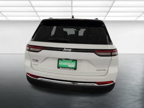 Used 2024 Jeep Grand Cherokee Limited AWD/4WD image 8