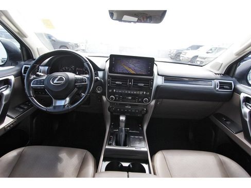 Used 2022 Lexus GX 460 Luxury w/ Off Road Package AWD/4WD image 9