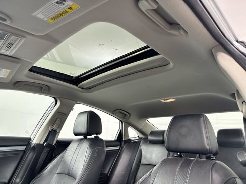 Used 2016 Honda Civic EX-L image 22