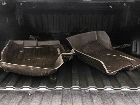 Used 2023 GMC Sierra 1500 SLT w/ SLT Premium Package image 35