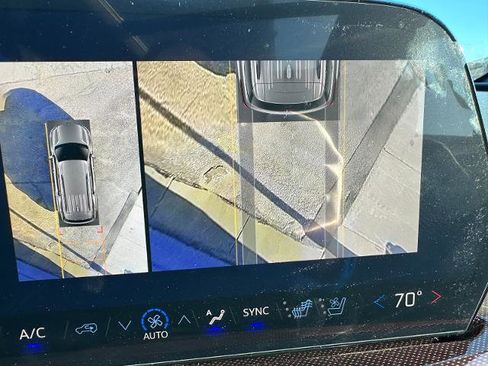 New 2026 Chevrolet Traverse RS w/ LPO, Floor Liner Package AWD/4WD image 43