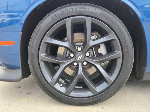 Used 2022 Dodge Challenger R/T w/ Driver Convenience Group image 10