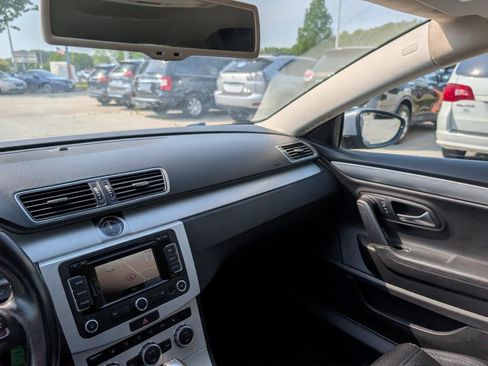 Used 2014 Volkswagen CC Sport FWD image 28