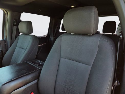 Used 2020 Ford F150 XLT w/ Equipment Group 302A Luxury AWD/4WD image 33