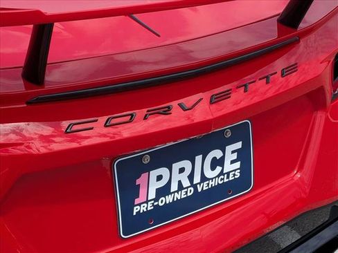 Used 2023 Chevrolet Corvette Stingray Premium Conv w/ Z51 Performance Package RWD image 23